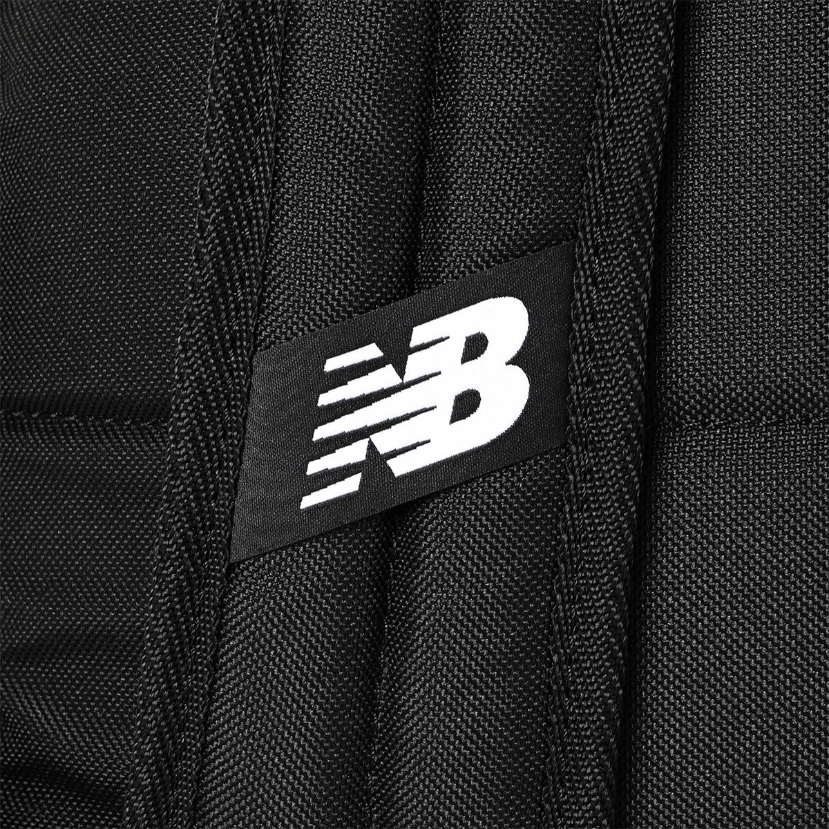 ニューバランスNewBalanceジムフィットネスヨガ鞄バッグリュックサックバックパックデイパックEssentialバッグパックLAB53511-BKメンズレディースユニセックス26FA秋冬