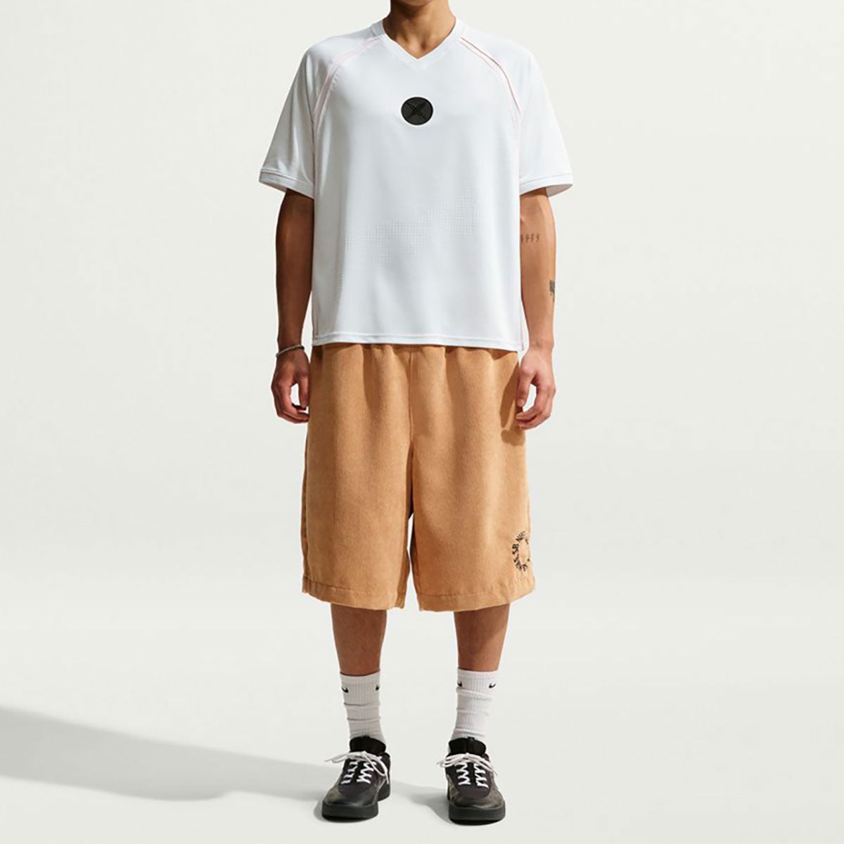 ナイキSBNIKESBスケボースケートボードウェア半袖TシャツNKSBYUTOSSJSYIM5466-100メンズ男性26FA秋冬