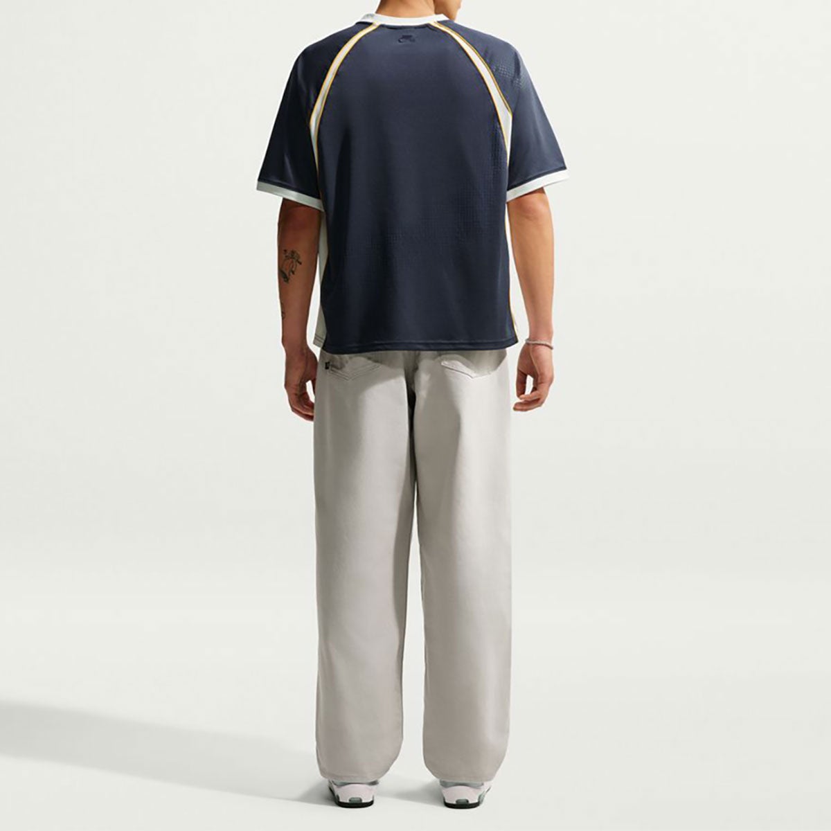ナイキSBNIKESBスケボースケートボードウェア半袖TシャツNKSBYUTOSSJSYIM5466-437メンズ男性26FA秋冬