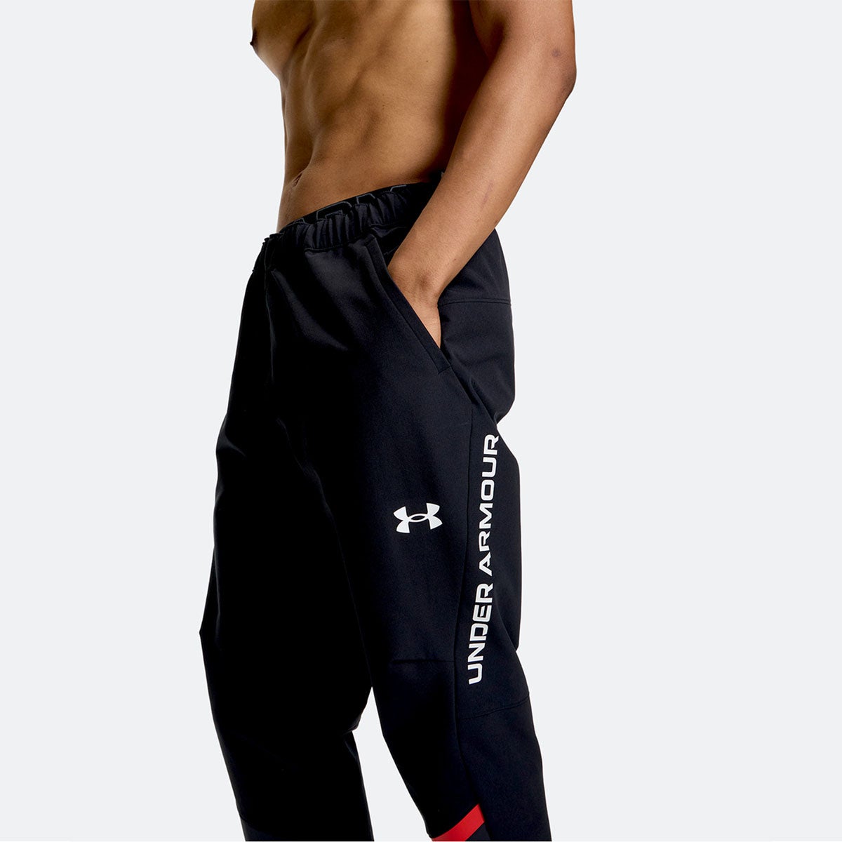 アンダーアーマーUNDERARMOURジムフィットネスヨガウェアボトムスロングパンツ長ズボンUAブラッシュドウーブンパンツ6016750-002メンズ男性26FA秋冬