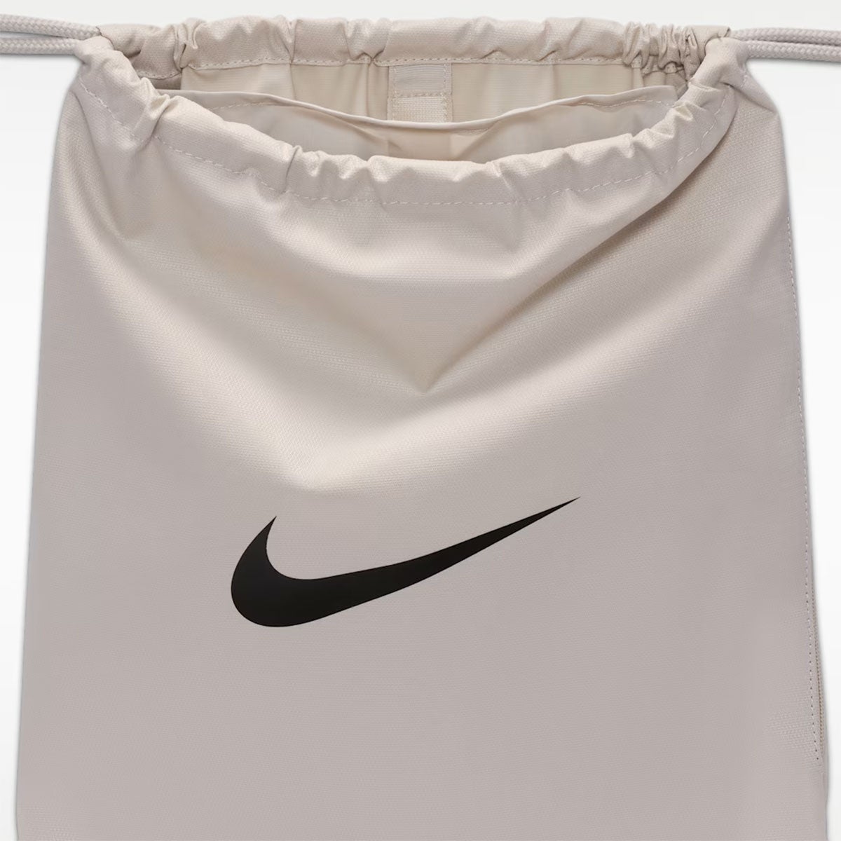 ナイキNIKEジムフィットネスヨガ鞄バッグリュックサックバックパックデイパックブラジリアドローコードバッグ18LIB4409-07226HO秋冬