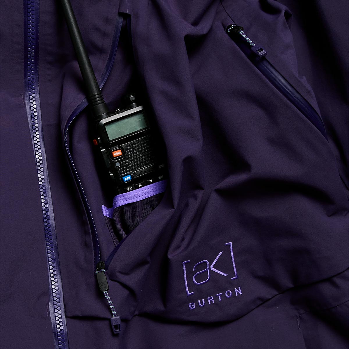 バートンBURTONスノボースノボスノーボードウェアジャケット[ak]CyclicGORE-TEX2LJacket307631-E7Z-26メンズ男性26-27