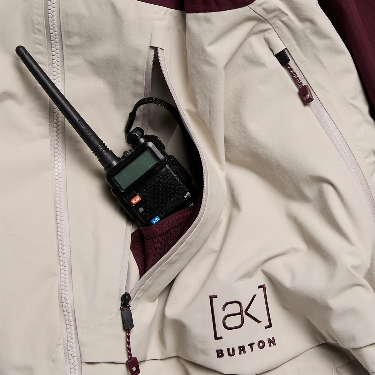 バートンBURTONスノボースノボスノーボードウェアジャケット[ak]CyclicGORE-TEX2LJacket307631-EVG-26メンズ男性26-27