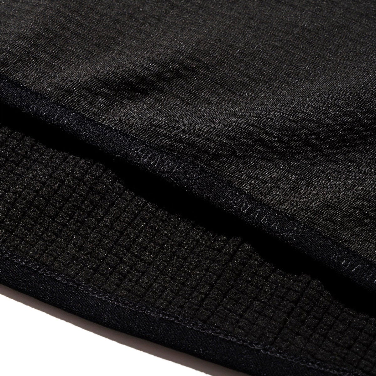 ランアモックRUNAMOKランニングウェア長袖TシャツロンTGRIDLOCKFLEECERF389-BLKメンズ男性26FA秋冬