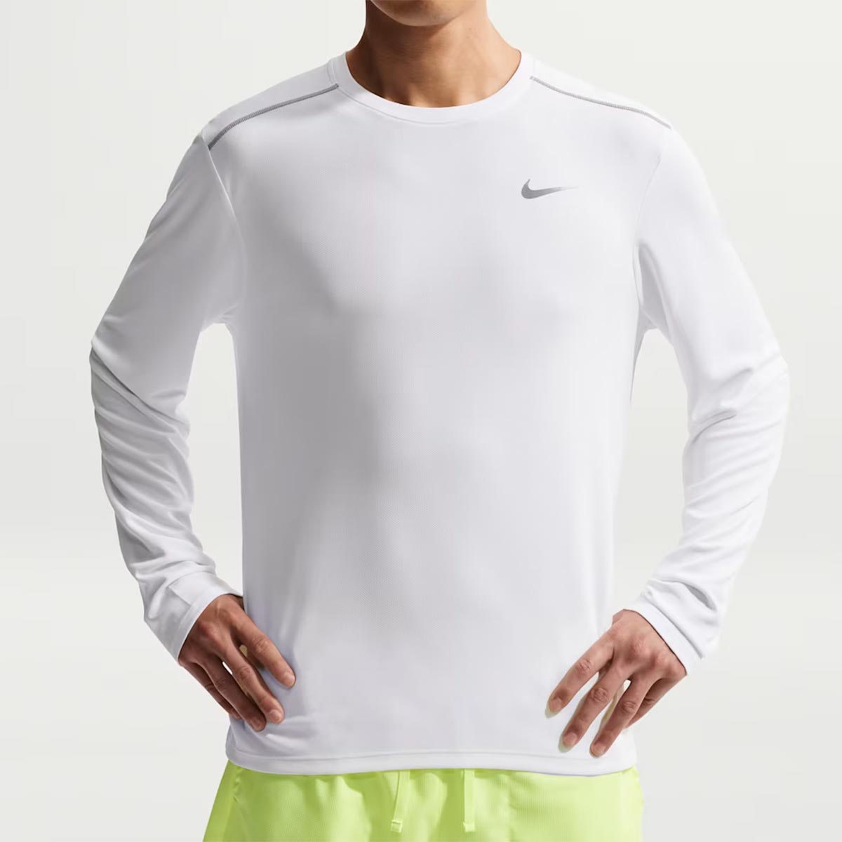 ナイキNIKEランニングウェア長袖TシャツロンTマイラーDri-FITロングスリーブランニングトップIF2087-100メンズ男性26FA秋冬