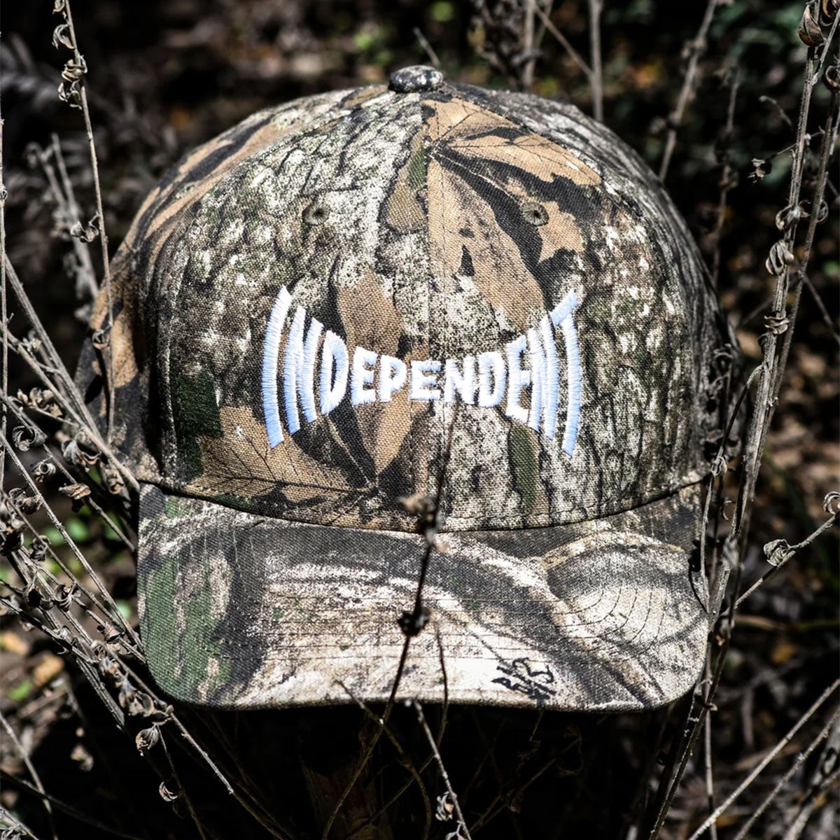 インディペンデントINDEPENDENTスケボースケートボード帽子キャップSPANLOGOSNAPBACKHAT51826370326FA秋冬
