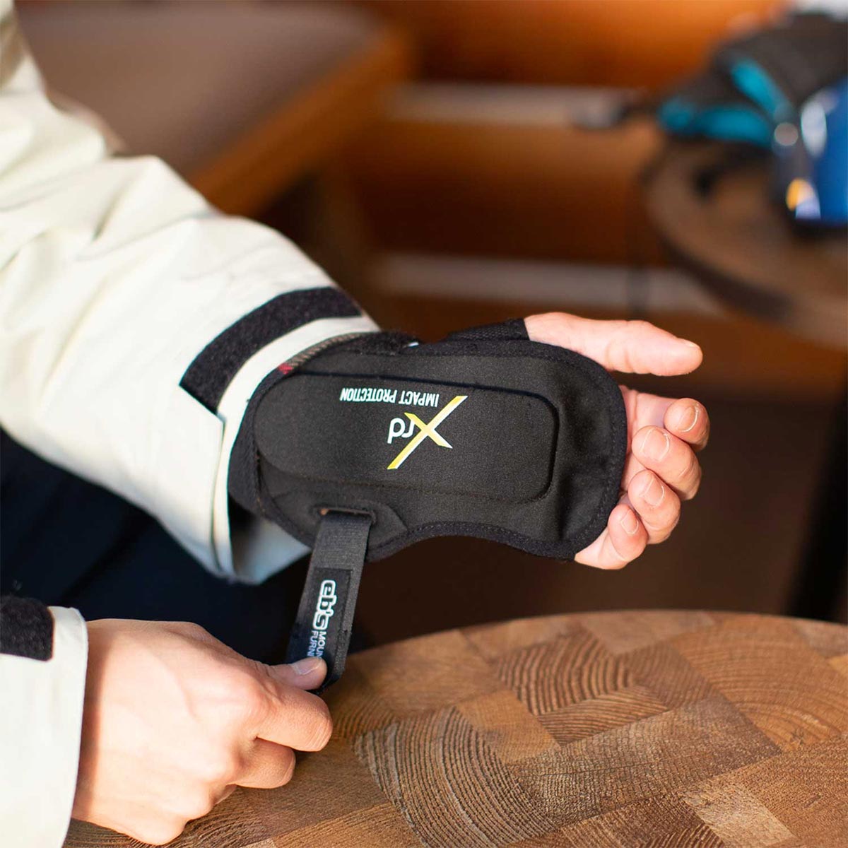 エビスeb'sスノボースノボスノーボードプロテクターWRISTGUARDXRD460013526-27