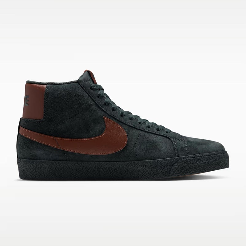 ナイキSBNIKESBスケボースケートボードスケシュースニーカーシューズ靴ズームブレーザーMIDIO0667-300メンズ男性26HO秋冬