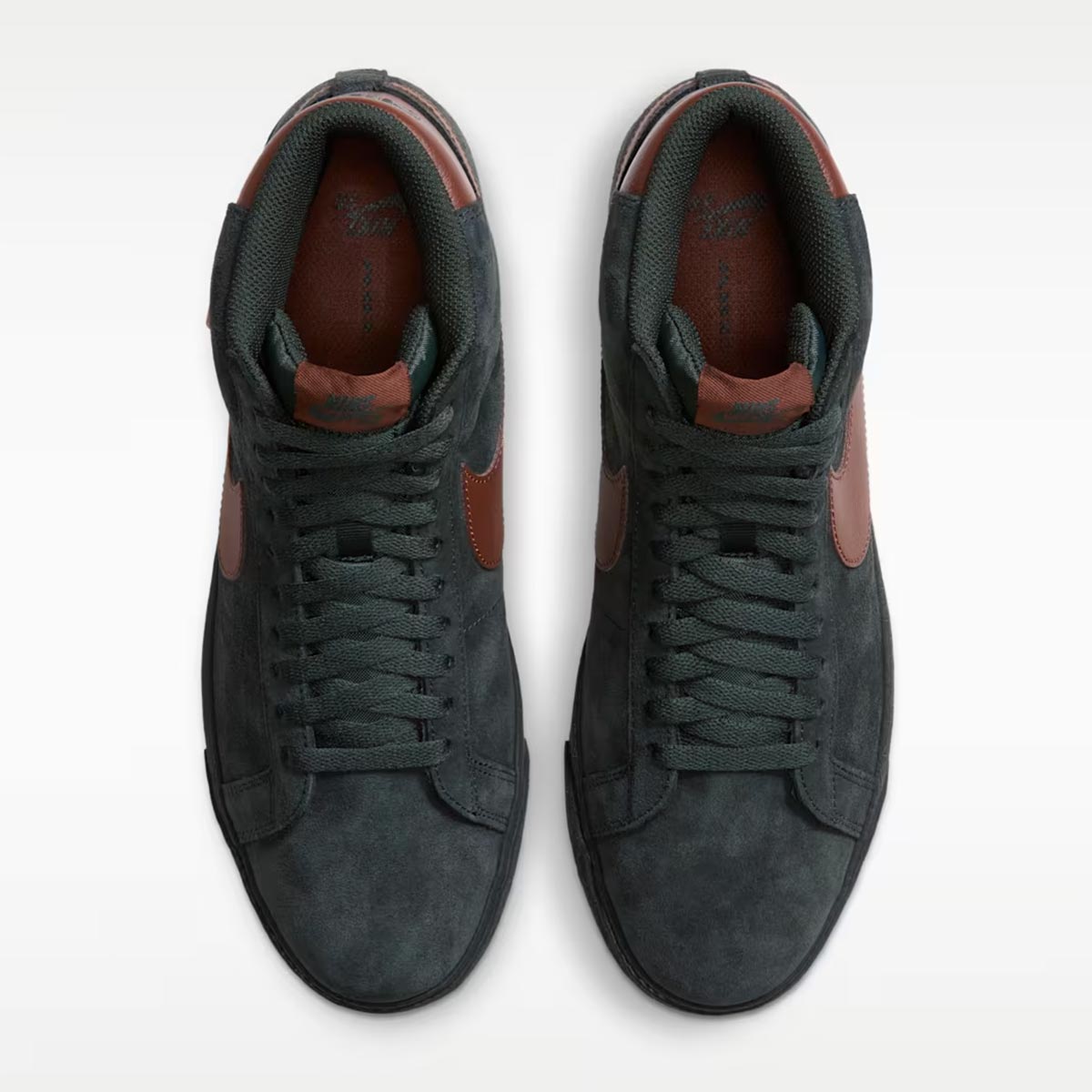 ナイキSBNIKESBスケボースケートボードスケシュースニーカーシューズ靴ズームブレーザーMIDIO0667-300メンズ男性26HO秋冬