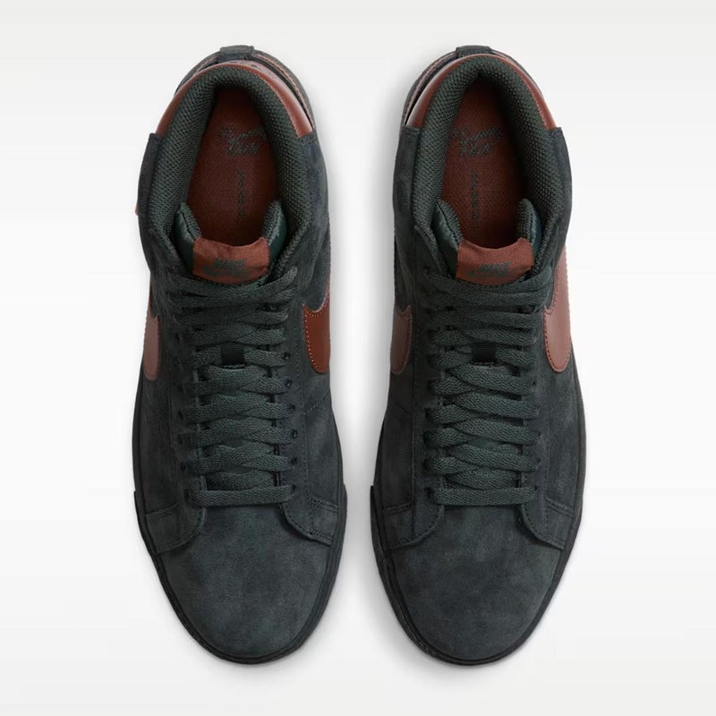 ナイキSBNIKESBスケボースケートボードスケシュースニーカーシューズ靴ズームブレーザーMIDIO0667-300メンズ男性26HO秋冬