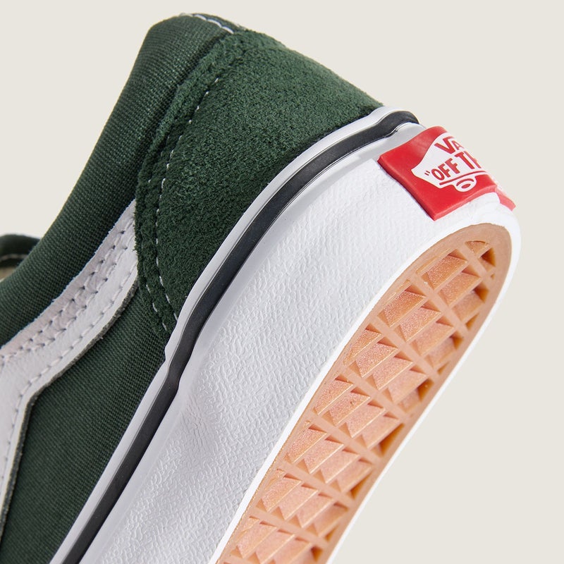 ヴァンズVANSスケボースケートボードスケシュースニーカーシューズ靴オールドスクールVVN000CYDTD8ジュニアキッズ子ども男の子女の子26HO秋冬