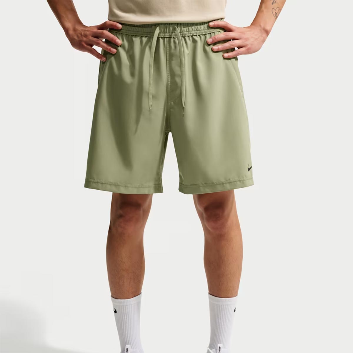 ナイキNIKEジムフィットネスヨガウェアボトムスショートハーフパンツ短パンDri-FITフォームDV9858-377メンズ男性26HO秋冬