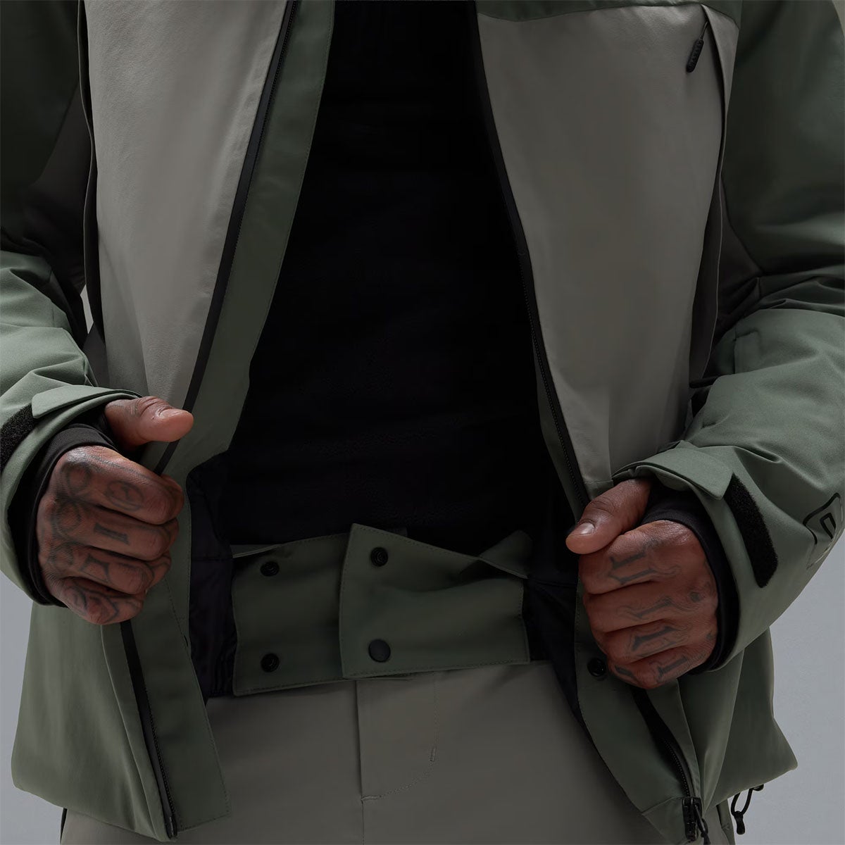 オークリーOAKLEYスノボースノボスノーボードウェアジャケットTimberlineInsulatedJacket?FOA408617メンズ男性26-27
