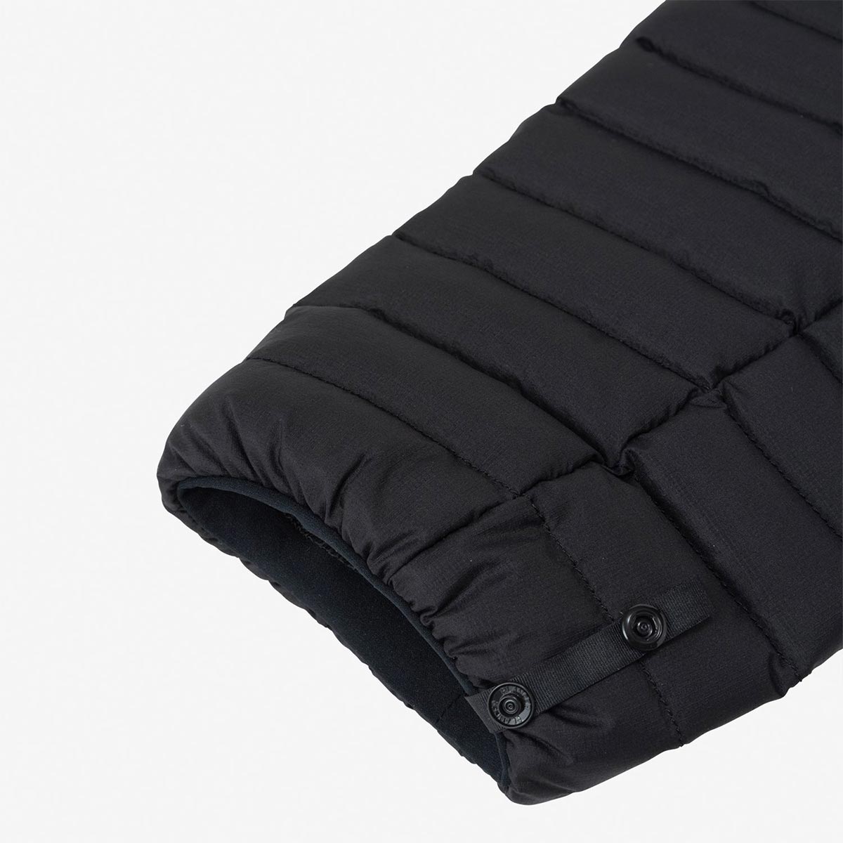 ザ・ノース・フェイスTHENORTHFACEアウトドアカジュアルウェアアウター中綿ジャケットサンダージャケットNY82610-Kメンズ男性26FW秋冬